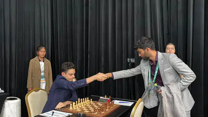 Ediz Gürel dünya şampiyonu Gukesh’i yenerek Türk satranç tarihine geçti