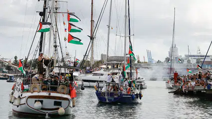 Sumud filosundaki “Johnny M” teknesi su almaya başladı: Kızılay'ın yardımıyla tekne tahliye edildi
