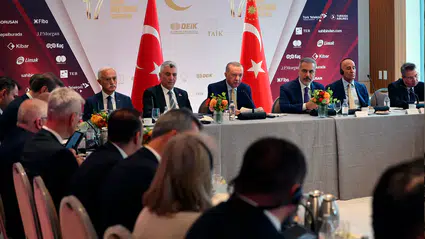 Cumhurbaşkanı Erdoğan: Değerli dostum Trump'la 2019 yılında belirlediğimiz 100 milyar dolarlık ticaret hacmi müşterek hedefimiz olmayı sürdürüyor