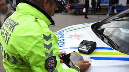 Trafik cezalarında yeni dönem: Ağırlaştırılmış yaptırımlar yürürlüğe girdi
