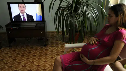 Rusya'da demografik kriz: Çocuk istemeyen kadınlara psikolog desteği zorunluluğu