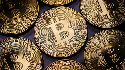 Bitcoin savaşa rağmen yükselişini sürdürüyor: Altını geride bıraktı