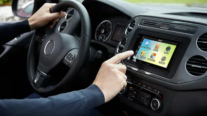 Bakan Çiftçi açıkladı: Araçlara sonradan takılan tüm multimedya sistemleri yasak!