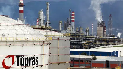 Koç Holding, Tüpraş’taki %2,1 hissesini 9,3 milyar liraya sattı