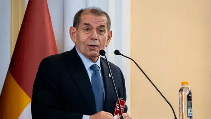 Dursun Özbek'ten derbi hakemi çıkışı: Bizim sinir uçlarımızla oynuyorlar