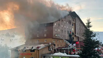 Uludağ’daki otel yangınında korkunç iddia: İtfaiye aracı olay yerine susuz geldi