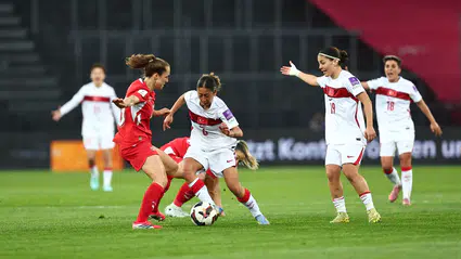 A Milli Kadın Futbol Takımı İsviçre’ye deplasmanda mağlup oldu