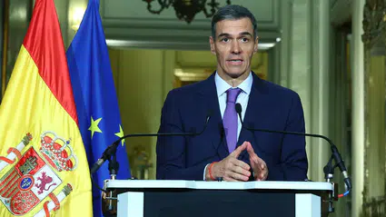 İspanya Başbakanı Pedro Sanchez’in uçağı teknik arıza nedeniyle Ankara’ya acil iniş yaptı