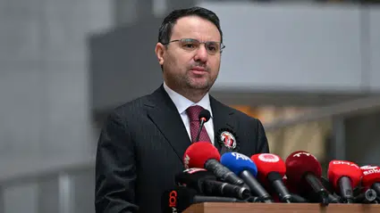 Akın Gürlek CHP mutlak butlan kararı sonrası basın toplantısı düzenledi: "İrade milletindir, delegenindir, üyelerindir"