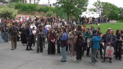 Bilgi Üniversitesi'nde kapatılma kararına karşı protestolar sürüyor: Polis müdahale etti