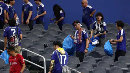 Japon taraftarlardan Dünya Kupası’nda örnek davranış: Stadyumu tertemiz bıraktılar