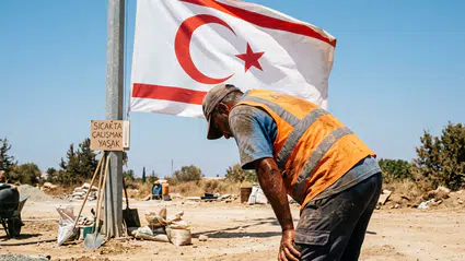 Kuzey Kıbrıs'ta aşırı sıcak önlemi: Güneş altında çalışmaya saat sınırlaması getirildi