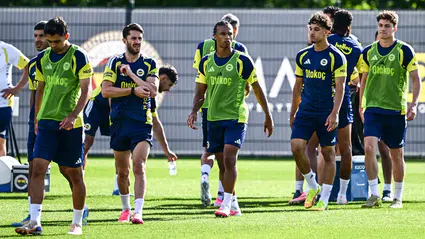 Fenerbahçe'nin Şampiyonlar Ligi kadrosu UEFA'ya bildirildi