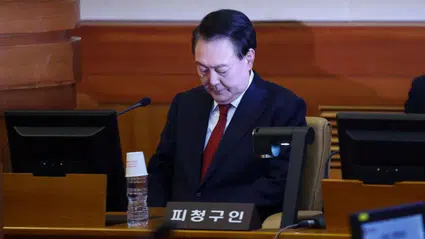Eski Güney Kore Devlet Başkanı Yoon Suk Yeol'e 2 yıl hapis cezası