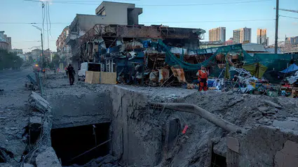Rusya'dan Kiev'e savaşın en büyük balistik füze saldırısı: Başkent alevler içinde kaldı