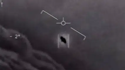 Pentagon'dan yeni UFO belgeleri: Nükleer silah tesisi üzerindeki gizemli cisim raporda