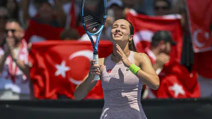 Zeynep Sönmez tarihe geçti: Dünya sıralamasında ilk 50'ye giren ilk Türk tenisçi oldu