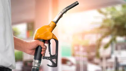 Tabela gece yarısı değişti: Motorine 4,20 TL'lik dev zam geldi