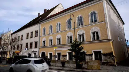 Hitler’in doğduğu ev polis karakoluna dönüştürüldü