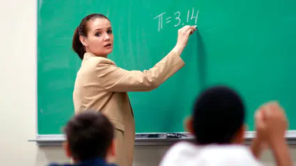 Eğitim-İş'ten MEB'in yeni eğitim yılı genelgesine tepki: Öğretmen talimat memuru değildir