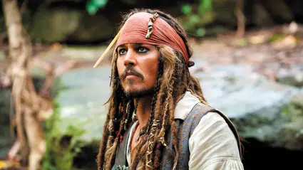 Johnny Depp efsanevi Jack Sparrow rolüyle Karayip Korsanları'na dönmeye hazırlanıyor