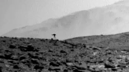 Curiosity'nin Mars fotoğrafındaki gizemli şeklin nedeni belli oldu