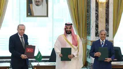 Türkiye, Suudi Arabistan ve Pakistan, “Mekke Anlaşması” adı verilen üçlü savunma anlaşmasını imzaladı