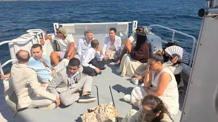 Muğla açıklarında yelkenli teknede 12 düzensiz göçmen yakalandı