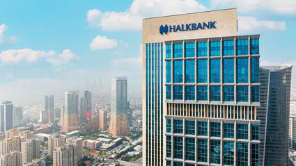 Halkbank'ın ikincil halka arzı öncesi hisse ve vadeli işlemleri geçici olarak durdurulacak