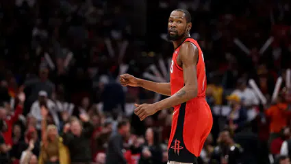 Kevin Durant, NBA'de en fazla sayı atan basketçiler sıralamasında 6.lığa yükseldi