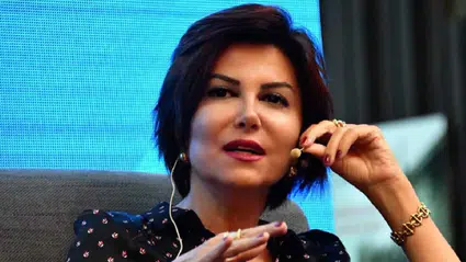Gazeteci Sedef Kabaş, 'Cumhurbaşkanına hakaret' ve 'suç işlemeye tahrik' iddiasıyla gözaltında