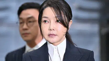 Güney Kore’de eski First Lady Kim Keon Hee’ye lüks hediye skandalında hapis cezası