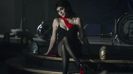 Cristin Milioti, Judd Apatow'un yeni komedi filminde Glen Powell ile başrolü paylaşacak