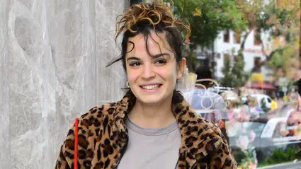 Aslı Bekiroğlu'nun sağlık mücadelesi: Miyom ameliyatında bağırsağı kesildi