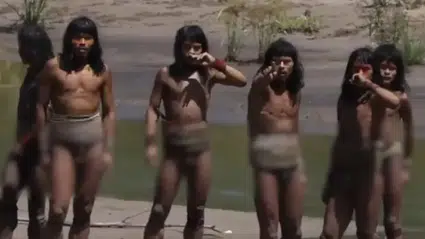 Amazon’da zamanın durduğu yer: Modern dünyayı hiç görmemiş kabile ilk kez bu netlikte