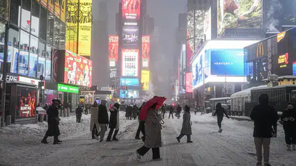 ABD'de 'Kutup Girdabı' alarmı: 100 milyon kişi kar hapsinde