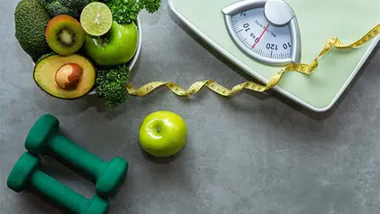 Hızlı zayıflamanın bedeli: Yüz ve vücutta estetik riskler
