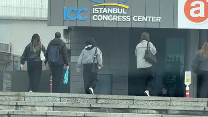 İstanbul'daki konser eğlencesi trajediyle bitti: Bir genç hayatını kaybetti