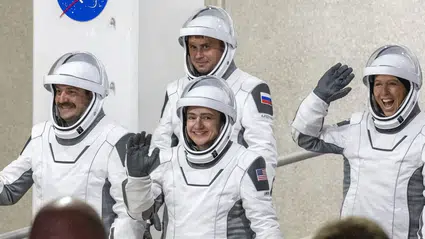 8 ay sonra Dünya’ya döndüler: 4 astronot SpaceX kapsülüyle Pasifik’e indi