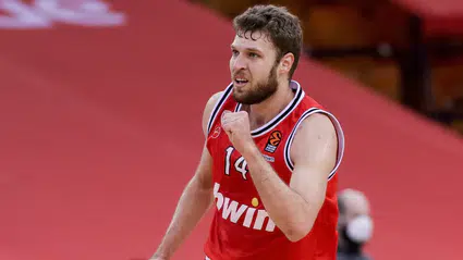 EuroLeague’de ocak ayının MVP’si Sasha Vezenkov oldu