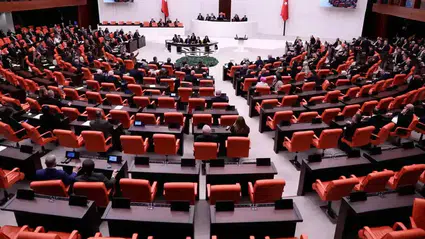 Türkiye siyasetinde yoğun hafta: TBMM’de Trafik Kanunu, ortak rapor ve insan hakları gündemi