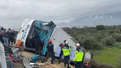 Tekirdağ–Antalya seferini yapan yolcu otobüsü devrildi: Çok sayıda ölü ve yaralı var