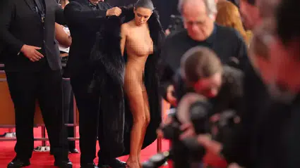 Cesur kıyafetler, dava süreci, psikolojik çöküş: Kanye West’in eşi Bianca Censori ilk kez konuştu