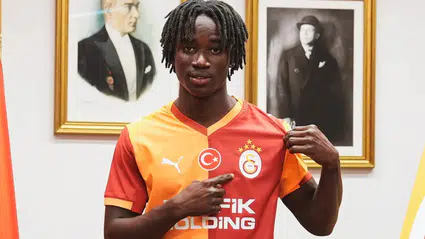 Galatasaray'da yeni orta saha: Renato Nhaga resmen açıklandı