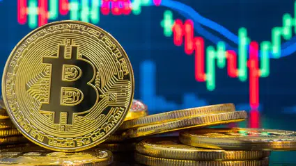 Bitcoin bir yılın dibine yaklaştı: Kriptoda sert satış dalgası