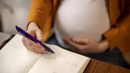 Doğum izni 24 haftaya yükseliyor: Babalık izninde de yeni dönem başlıyor