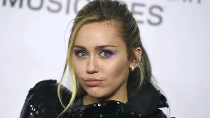 Miley Cyrus'un sevgilisi kim, nişanlı mı? Miley Cyrus hamile mi? Miley Cyrus kimdir, nereli, kaç yaşında ve başarıları