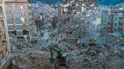 6 Şubat depremi paylaşımları sosyal medyada tartışma yarattı: Farkındalık mı, tetikleyici mi?