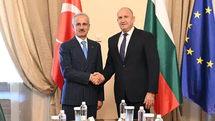Uraloğlu ve Radev ulaştırma bağlantılarını görüştü