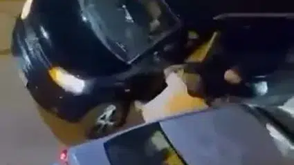 Çekmeköy'de trafikteki yol verme kavgası çevredekilerin müdahalesiyle bitti